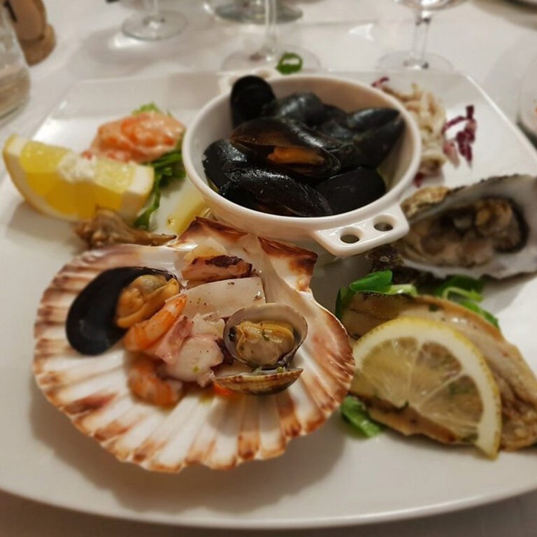 Ristorante - foto del piatto Il Grande Mare servito al Pesciolino