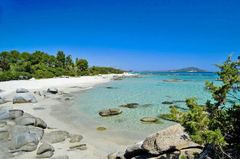 Spiagge - Cala Ginepro come raggiungere mappa