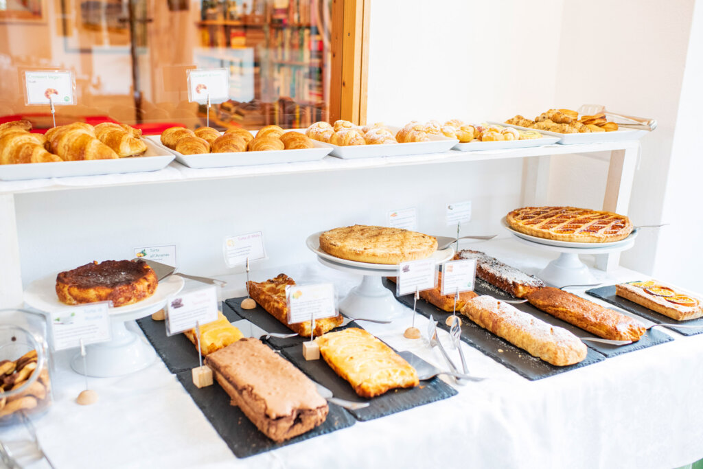 Galleria - Dolci fatti in casa disponibili per la colazione all'Hotel Domus de Janas