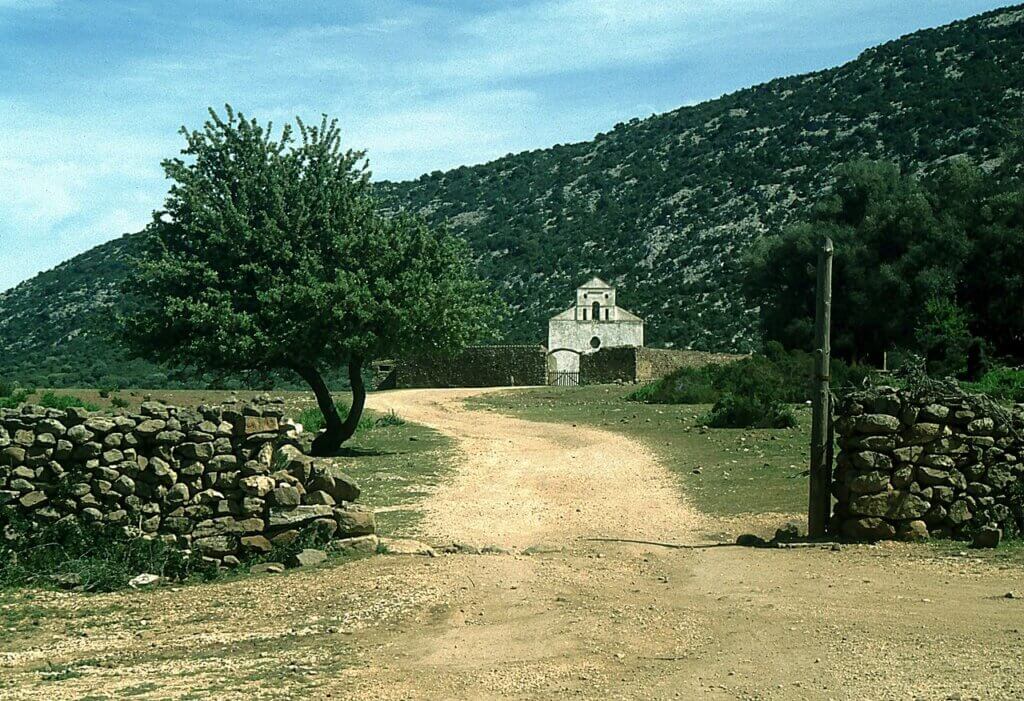 Chiesa di San Pietro di Golgo, Sardegna